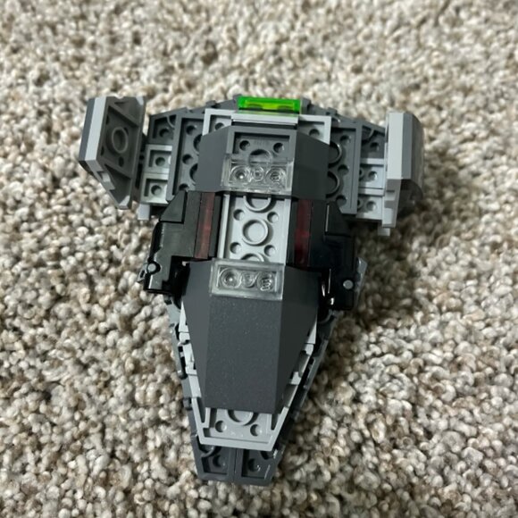 LEGO sith infiltrator microfighter set 75224 - Picture 3 of 3